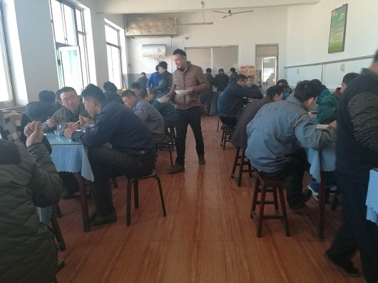 近日山西盛大鋼結構食堂被吃貨們擠爆啦，到底是何美味？