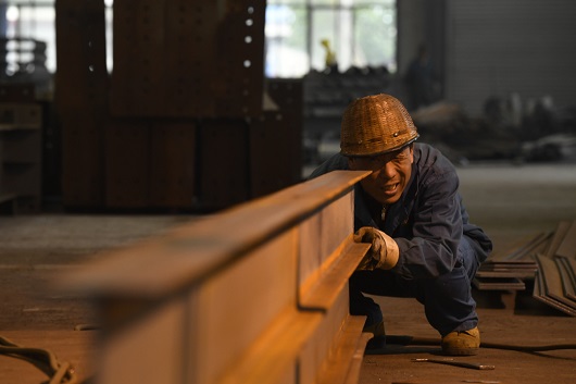 太原鋼結構工程大型構件之H型鋼