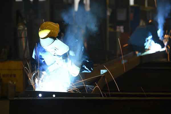 如何處理鋼結構加工成形中變形問題？