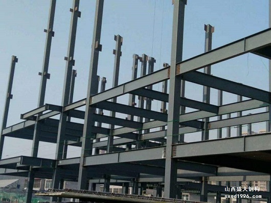 鋼結(jié)構廠房施工