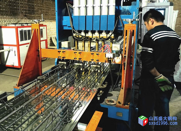 鋼筋桁架樓承板優勢